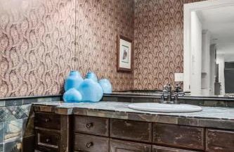 Immerse in Luxury Grand 5BR Lakefront Haven Views - Foto 33