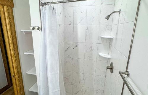 Moss Lake Lookout: PET FRIENDLY - Photo 36