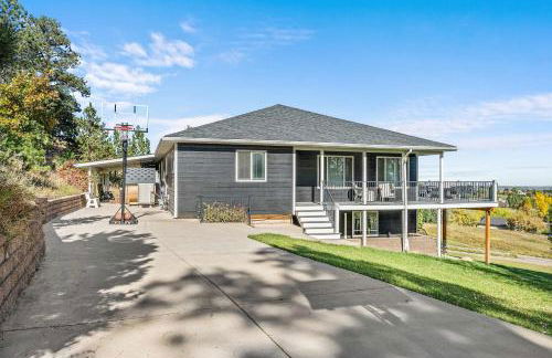 Black Hills Getaway with Hot Tub & Game Room for 18 - Foto 62