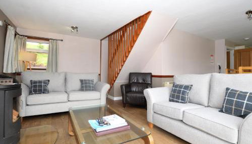 Larch Cottage - Photo 5