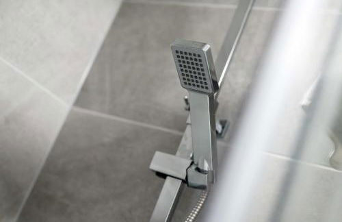 Picasso's Place Liverpool Apt Sleeps 9 - Foto 19