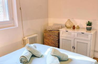 Le Romarin - Piscine, Sauna et Vue - Charme Provençal Authenticité - Bastide La Parette - Foto 8