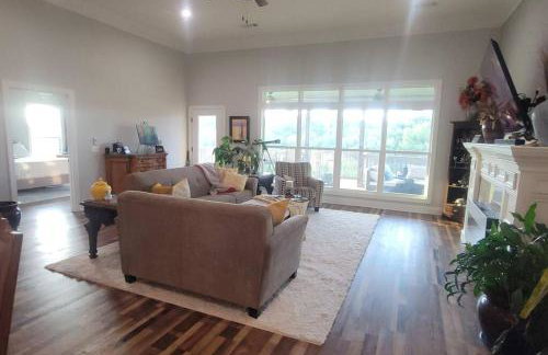 Waterfront Bama Getaway-20 min to UA - Foto 12