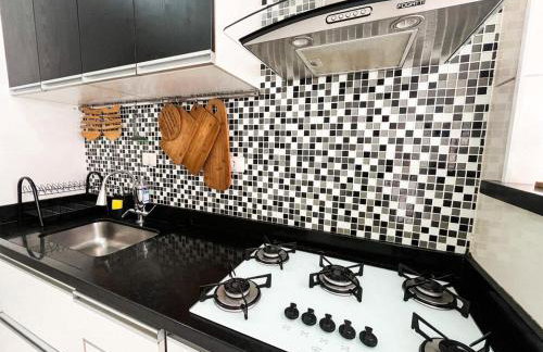 Onda76 Ap temporada Praia Grande Beira Mar churrasqueira carvão - Foto 40