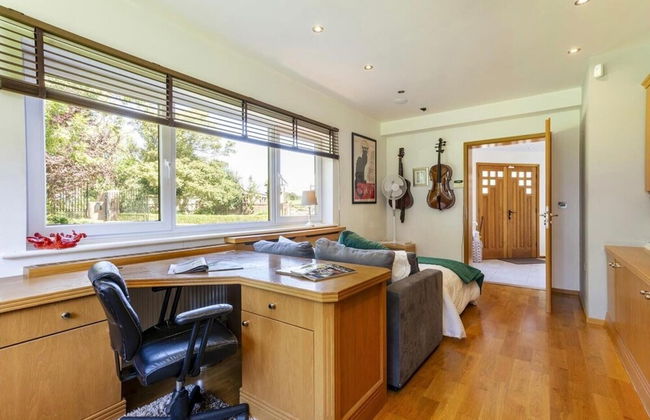 Sleeps10/18-parking-garden-pool-hottub-balcony - Foto 28