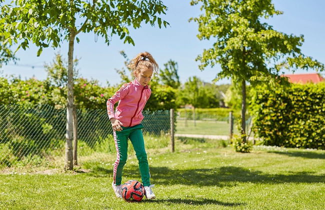 Villa With Garden in Holiday Park in Limburg - Photo 30
