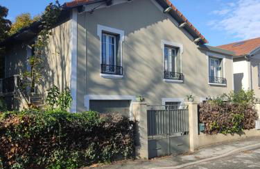 Le Moulin Belle Maison 180m2 et 5 chambres - Foto 1