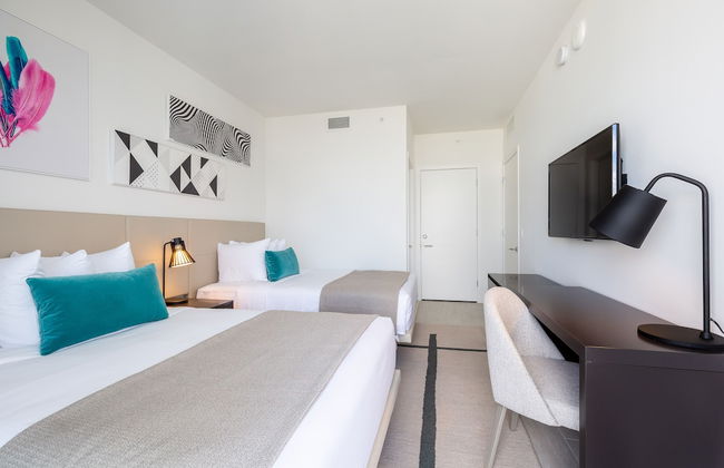 Hyde Beach House Hollywood Pr Suites - Photo 18