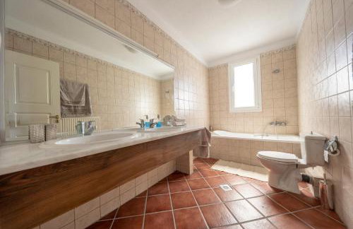 Villa Pirgadikia - Photo 8