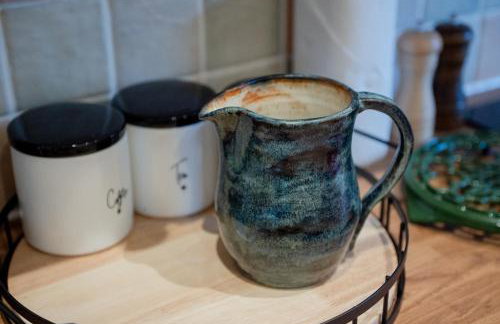 Hazel House - Cosy 2 bedroom house with parking near to Oxford - Foto 52