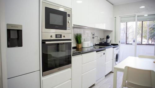 Just4uApartment - Near Lisbon & Beach - With AC - Foto 2, stove, dishwasher