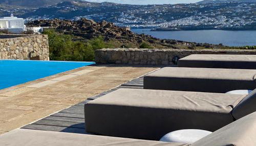 Villa Alessandra with Massive Pool by Diles Villas - Foto 4, sunbed