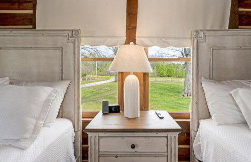 3BR Luxury Log Cabin Near Franklin - Foto 37