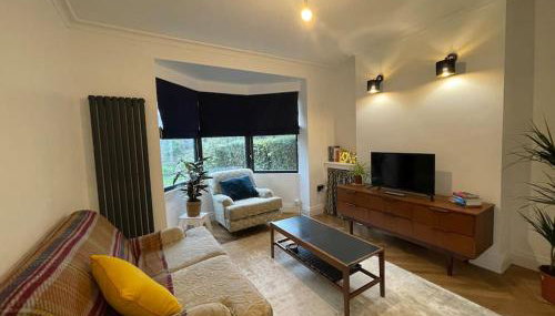 Cheerful 2 bed house on Causeway Coastal Route with parking - Foto 2