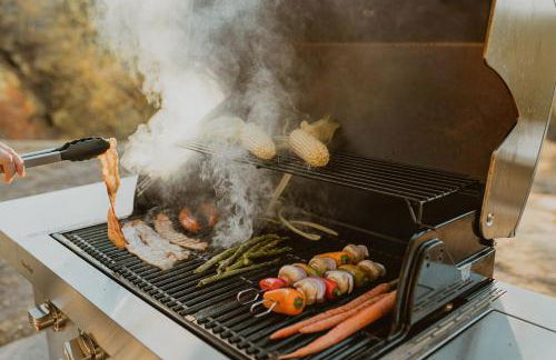 Sunset Glow Hidden Meadow BBQ HotTub by Casa Oso - Foto 2