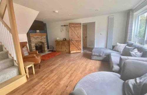 Sundial Cottage, Stunning 3 Bed Cottage with Hottub - Foto 10