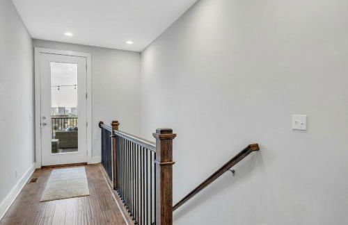 NEW Luxe 4BR 12 Beds - RoofDeck Views - Chefs Kitchen - Foto 28