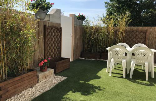 Studio 35m2 à 3 km de la gare d Angoulême avec draps et linge de maison fournis - Foto 1