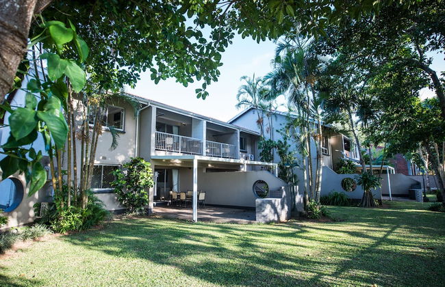 First Group Lake View Cabanas - Photo 58