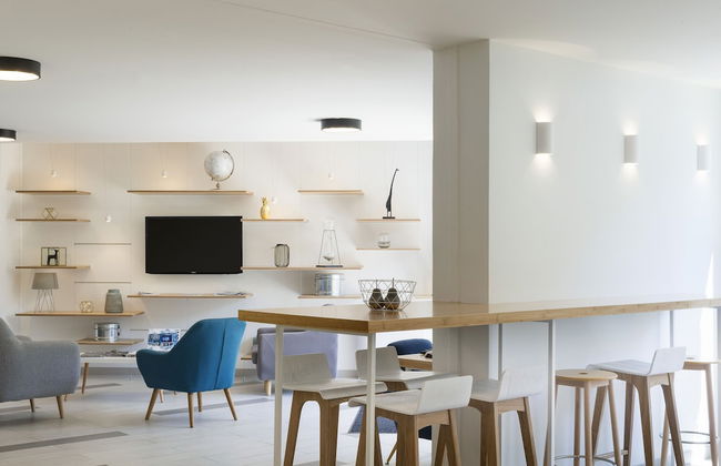 Citadines Antigone Montpellier - Photo 3