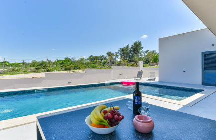 Villa Zariva with pool and panoramic mountain and - Foto 54