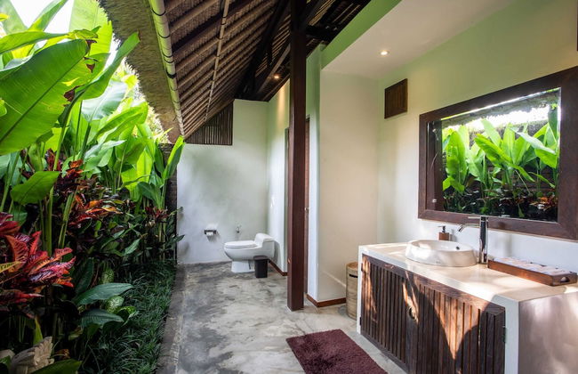 Luxury Jungle Villa, 3 BR, Ubud With Staff - Foto 47