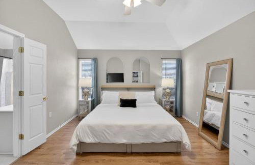 DFW Family Fun Retreat Game Room Pool Table Air Hockey Arcade Work Space Grill BBQ Firepit - Foto 24