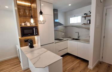 SEAFRONT APARTMENT - Photo 3