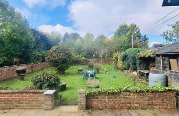 Andover Bungalow - Photo 12