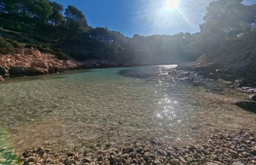 Studio climatisé-terrasse-Netflix-jardin à 10 min de Cassis - Foto 27