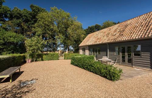 Graham Cottage - Photo 1