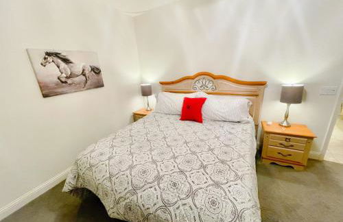 Wild Stallion HOT TUB Sleeps 4 Darts Private - Foto 4