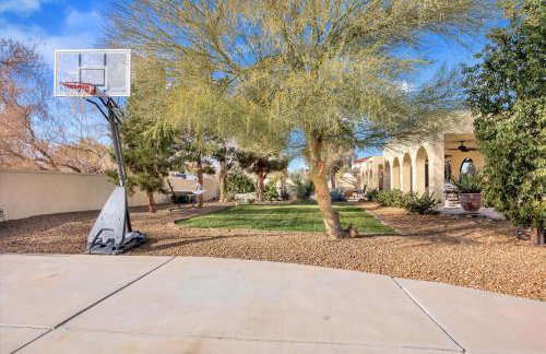 Ranch villa 1 level on half acre 8-min from Strip - Foto 39