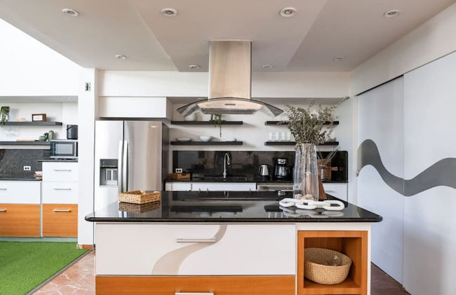 Vistamar Private Waterfront Home Pool - Photo 41