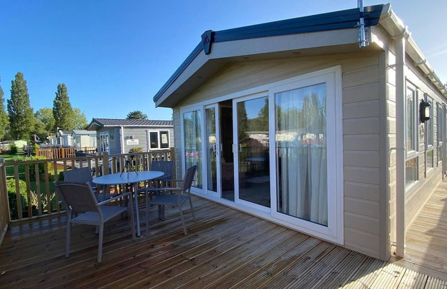 Spacious Stunning Lakeside 3 bed Holiday Home - Foto 13