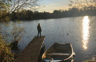 Luxury Lakeside House at Lakes by Yoo - Photo 8