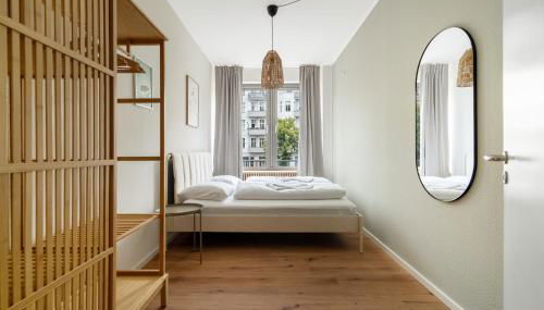Bright & Spacious Berlin Home - Foto 3, wardrobe