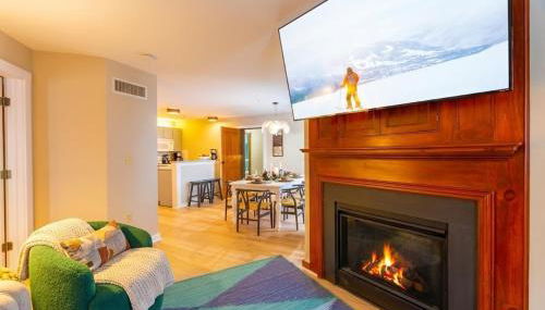 Lux Stay USA Ballhooter Vista Ski-InOut Hot Tub - Foto 5