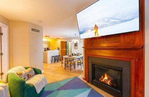 Lux Stay USA Ballhooter Vista Ski-InOut Hot Tub - Foto 5