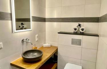 Moderne gemütliche Wohnung - zentral und naturnah - Photo 9