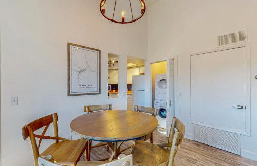 Near Hiking and Biking! Flagstaff Condo with Grill - Foto 8