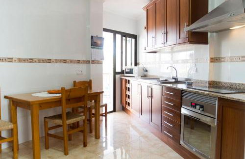 Apartamentos Vista al Puerto - Foto 19