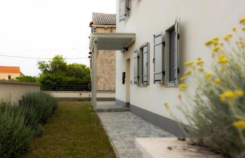 Apartments with parking space Sveti Jakov, Losinj - 24153 - Foto 8