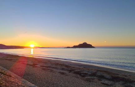 Central Penzance, Modern stylish home, Near Seafront with Gated parking - Photo 39