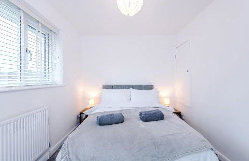 Stylish 2BR House for 4 in Manchester with Parking - Foto 8