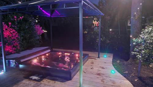 Mini maison Tiny house 6 per 3800m2 jardin Jacuzzi - Foto 3