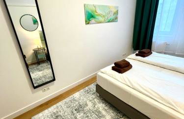 BIG New 7Rooms City Center APARTMENTS and Suites - Foto 20