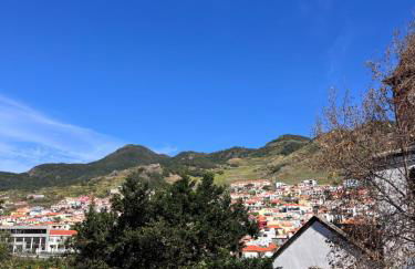 Machico Village Apartment - Terrace and car park - Foto 2