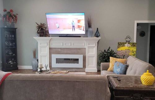 Waterfront Bama Getaway-20 min to UA - Foto 13