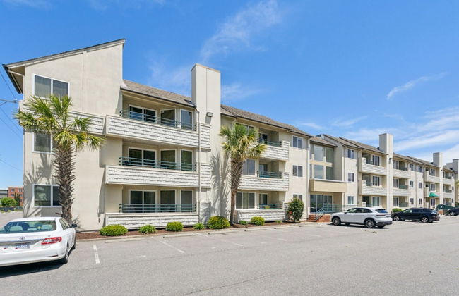 Neptune s Nook 5 min From Oceanfront w Pool - Foto 21